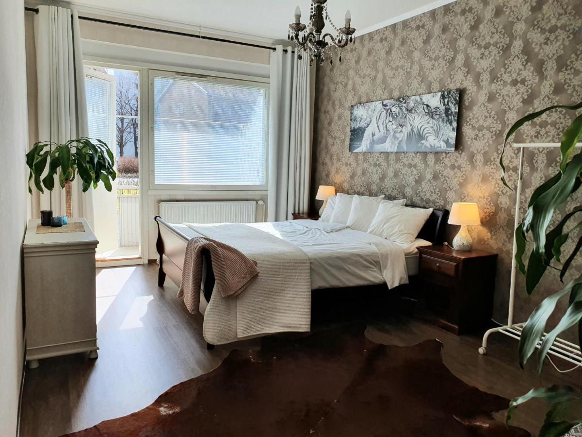 Tina'S Place ポリ エクステリア 写真