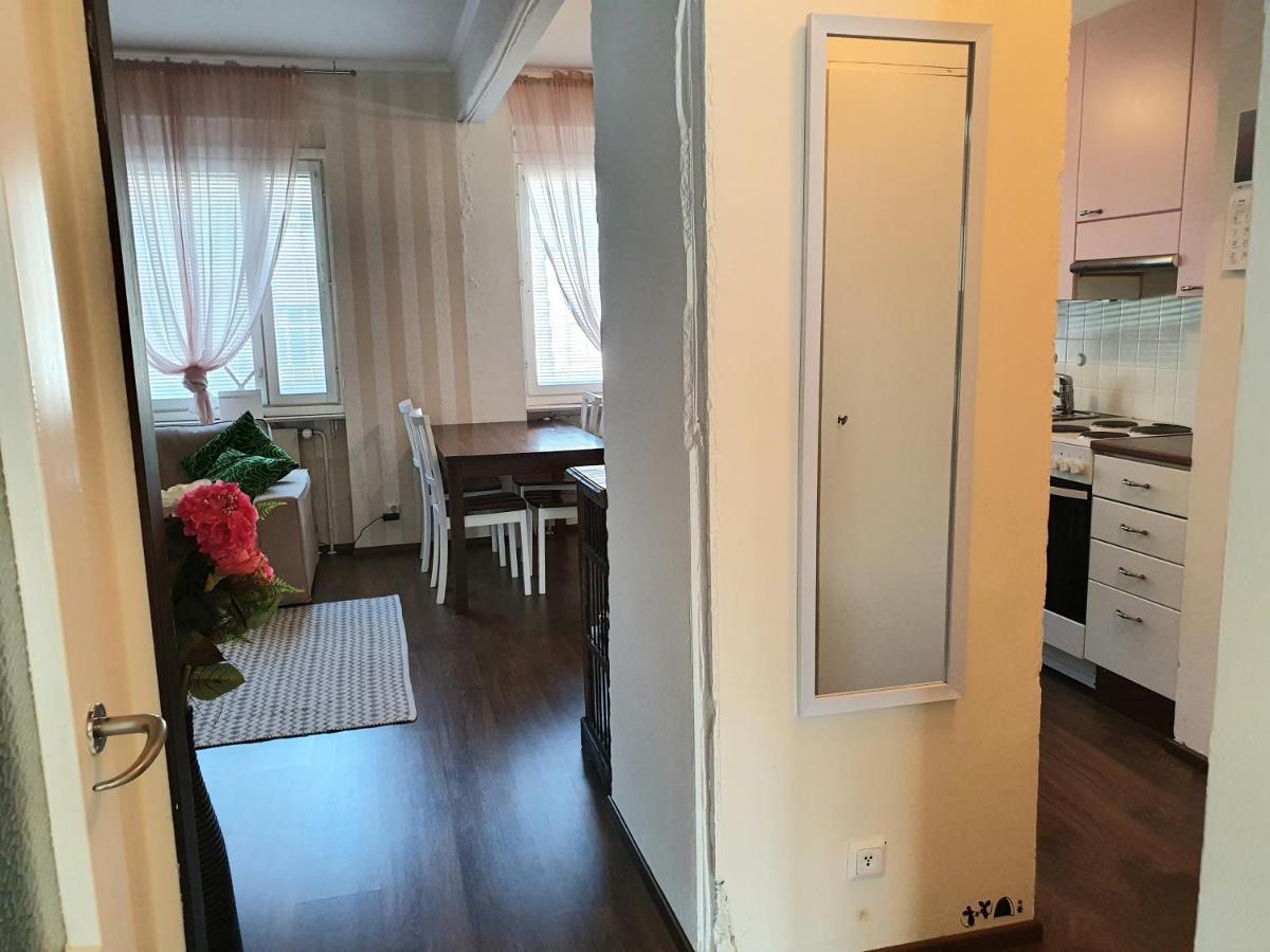 Tina'S Place ポリ エクステリア 写真