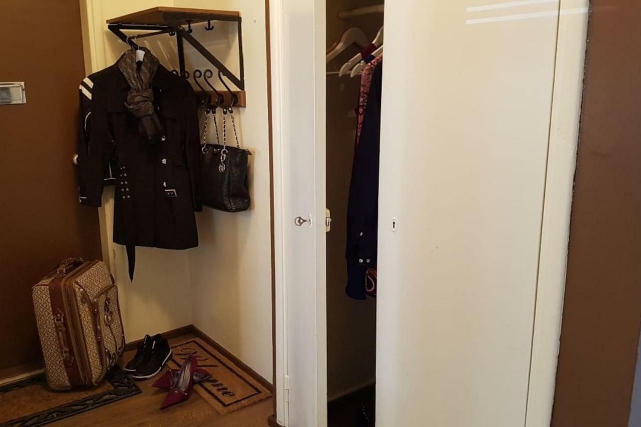 Tina'S Place ポリ エクステリア 写真